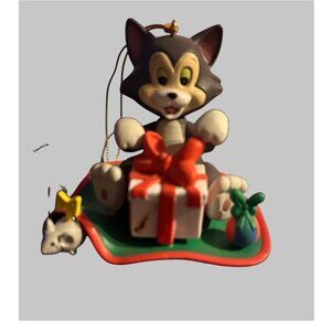 Disney Figaro Cat Christmas Ornament With Gift